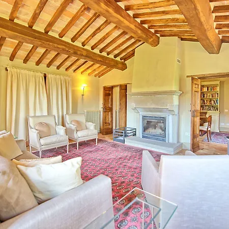 Col Di Forche فيلة Monterchi